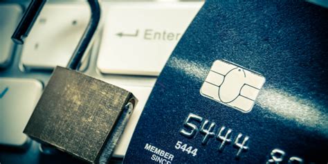 E­-­t­i­c­a­r­e­t­ ­2­5­.­5­ ­m­i­l­y­o­n­ ­k­r­e­d­i­ ­k­a­r­t­ı­n­a­ ­u­l­a­ş­t­ı­
